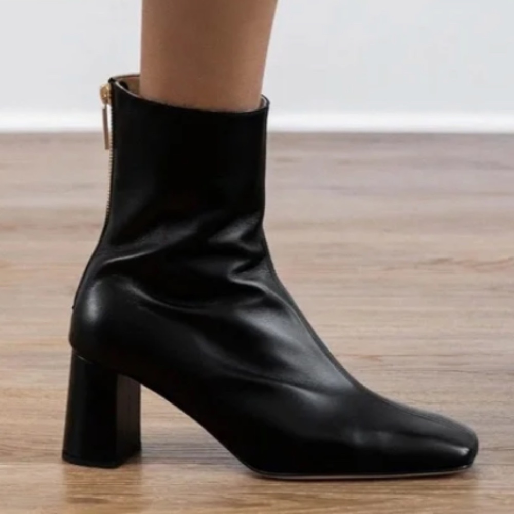 Dear Frances Cube Black Heeled Boots